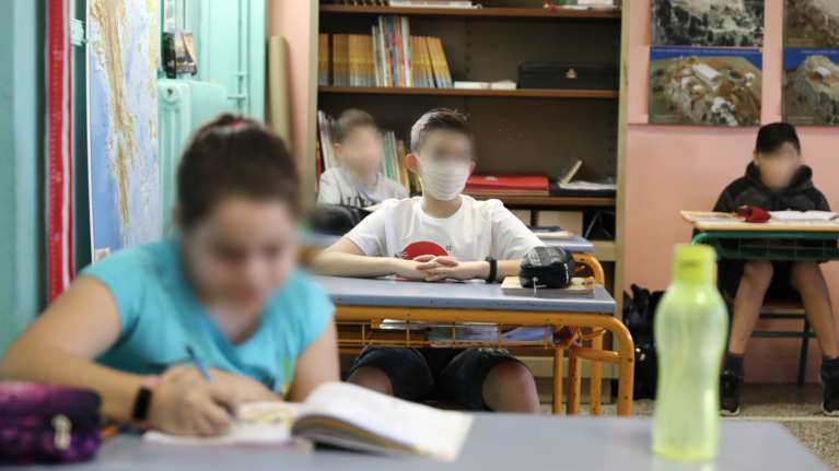 Δασκάλα θετική στον κορονοϊό σε δημοτικό σχολείο της Αγίας Παρασκευής