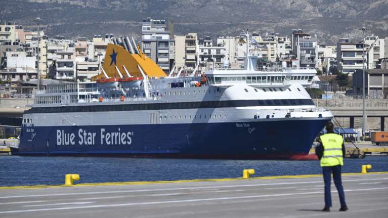 Εικοσιτετράωρη απεργία στο Blue Star Χίος μετά τον θάνατο του 20χρονου ναυτικού