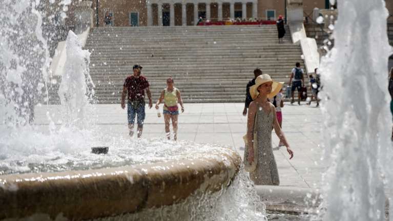 Τέλος ο καύσωνας: &quot;Βουτιά&quot; του υδράργυρου έως και 14 βαθμούς την Πέμπτη [Χάρτες]