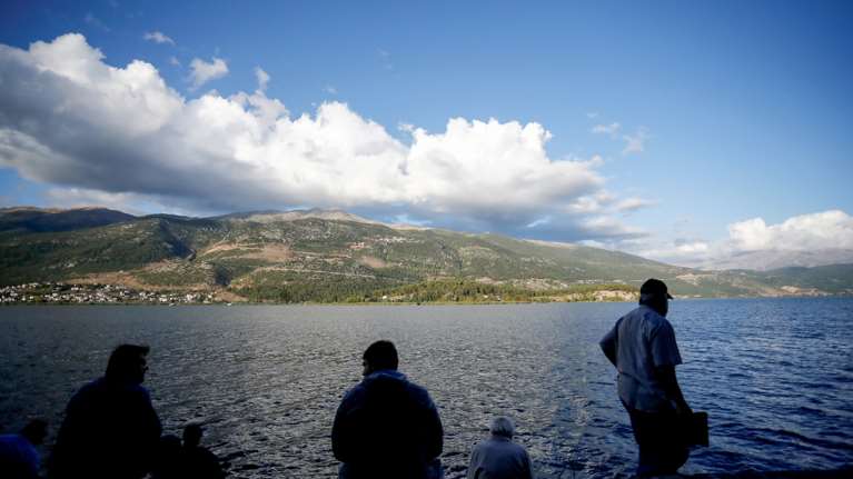 Καιρός: Ανοδος θερμοκρασίας και εξασθένηση των βοριάδων - Εως 33 βαθμούς ο υδράργυρος