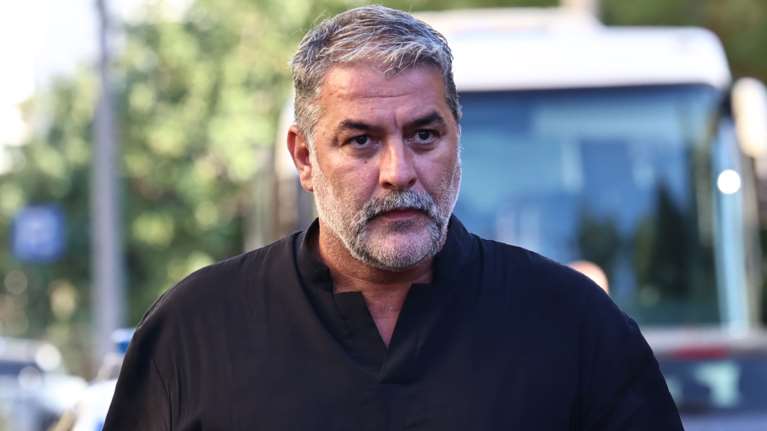 Βασίλης Μπισμπίκης: Πρόστιμο 1.200 ευρώ και αφαίρεση διπλώματος για τον ηθοποιό