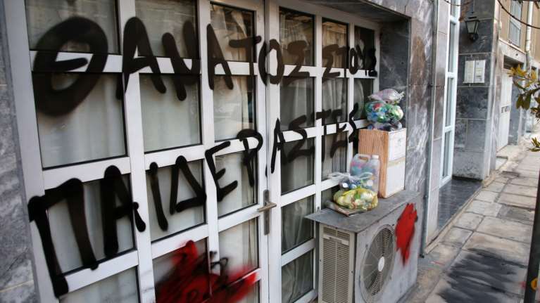 Κολωνός: &quot;Βόμβα&quot; από τον δικηγόρο Νουλέζα - &quot;Η 12χρονη αναγνώρισε καναλάρχη που τη βίαζε σε πολυτελές ξενοδοχείο&quot;