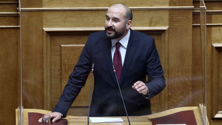 ΣΥΡΙΖΑ: Ετοιμος για αποχώρηση ο Δημήτρης Τζανακόπουλος - Διαψεύδει ο ίδιος