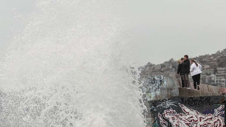 Νέο έκτακτο δελτίο επιδείνωσης καιρού: Ισχυρές καταιγίδες, κεραυνοί και χαλαζοπτώσεις