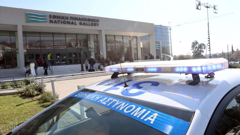 Νομικός σύμβουλος Εθνικής Πινακοθήκης: Δεχόμαστε απειλές κατά της ζωής μας- Μας απειλούν με βόμβες