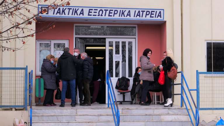 Τέμπη: Τι είναι το Σχέδιο Διαχείρισης Μαζικών Απωλειών Ζωής – Πώς γίνεται η ταυτοποίηση των σορών