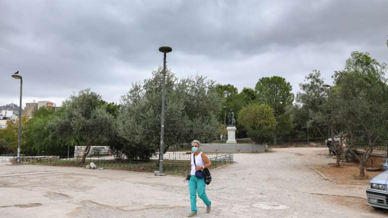 Άστατος καιρός με βροχές και ισχυρούς ανέμους- Πέφτει η θερμοκρασία
