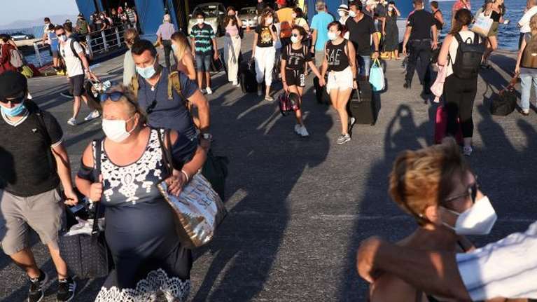 Κορονοϊός: 2.132 νέα κρούσματα σήμερα - 32 θάνατοι και 378 διασωληνωμένοι