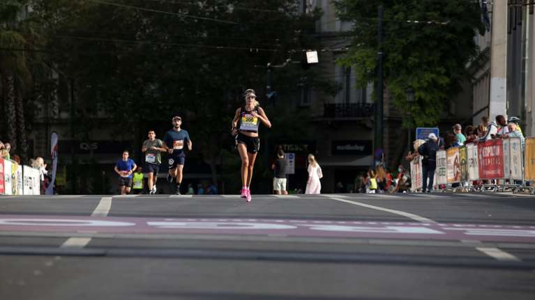 "SNF NOSTOS RUN": Ποιοι δρόμοι θα κλείσουν αύριο στην Αττική για τον αγώνα δρόμου