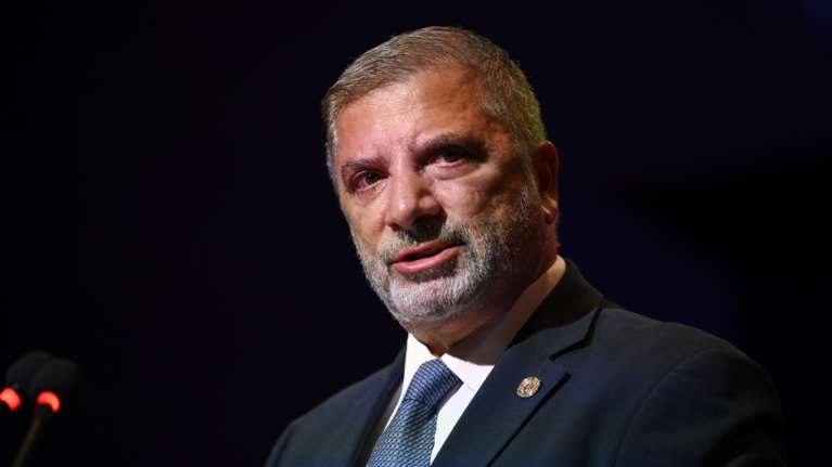 Πατούλης για τις φωτιές: &quot;Εργαζόμαστε αθόρυβα σε αντίθεση με αυτούς που κάνουν φθηνή αντιπολίτευση πάνω στις στάχτες&quot;