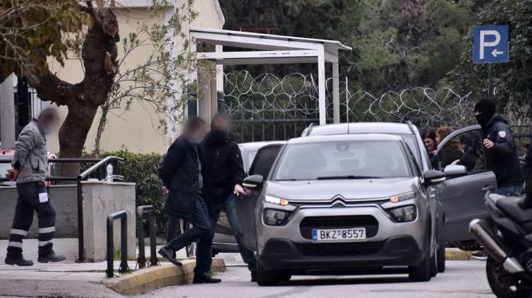 Κολωνός: Στην ανακρίτρια ο πρώην διαιτητής και ένας επιχειρηματίας για τον βιασμό της 12χρονης