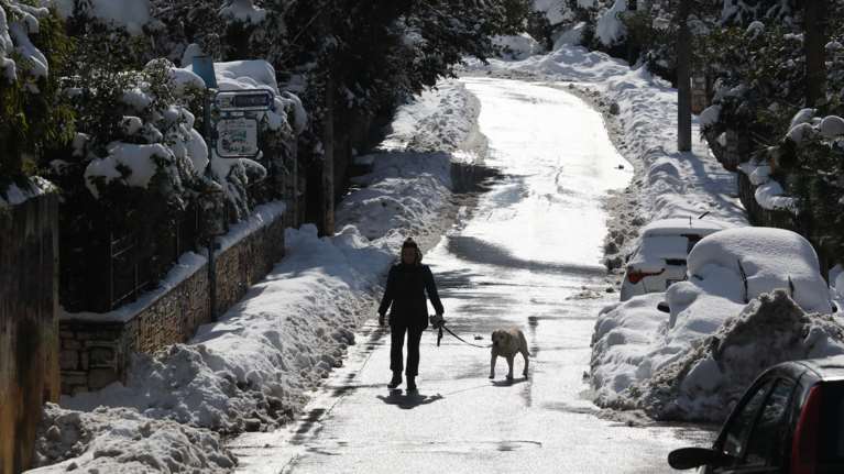 "Προσοχή" από Τσατραφύλλια -Μαρουσάκη: Μεγάλος όγκος χιονιού από Δευτέρα σε Εύβοια, Βοιωτία, Αττική και Κρήτη