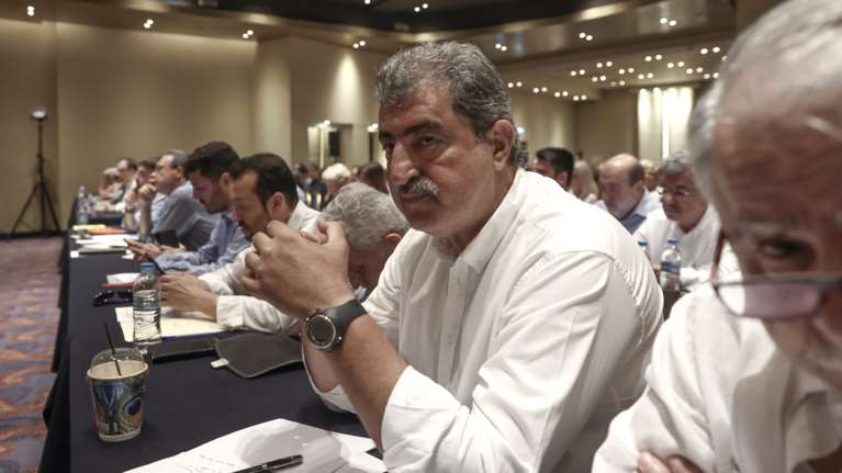 ΣΥΡΙΖΑ: Καβγάς ανάμεσα σε Ραπανάκη και Πολάκη - &quot;Διευθυντή της Αυγής, τολμάς να με λες λούμπεν!&quot; [εικόνες]