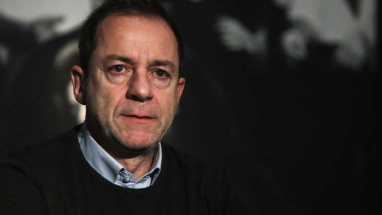 Δημήτρης Λιγνάδης: &quot;Φυσικά θα κινηθώ νομικά&quot; - Κατέθεσε μηνύσεις σε βάρος χρηστών του διαδικτύου [βίντεο]