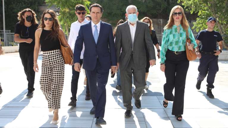 Χωρίς χειροπέδες στο δικαστήριο ο Πέτρος Φιλιππίδης [εικόνες]