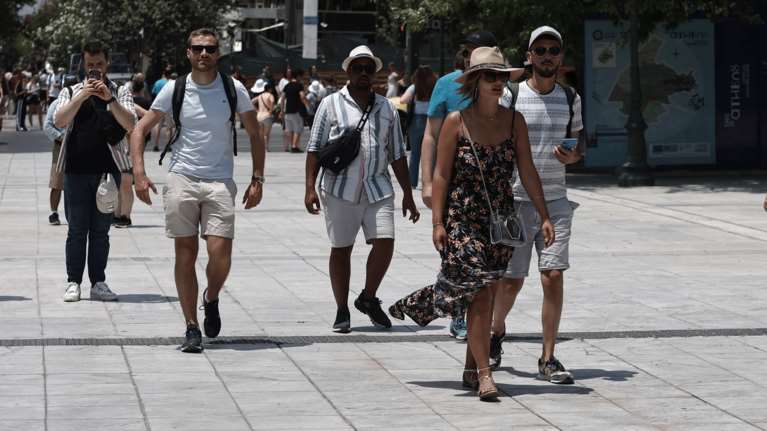 Κορονοϊός: 16 θάνατοι και 17 διασωληνωμένοι την τελευταία εβδομάδα