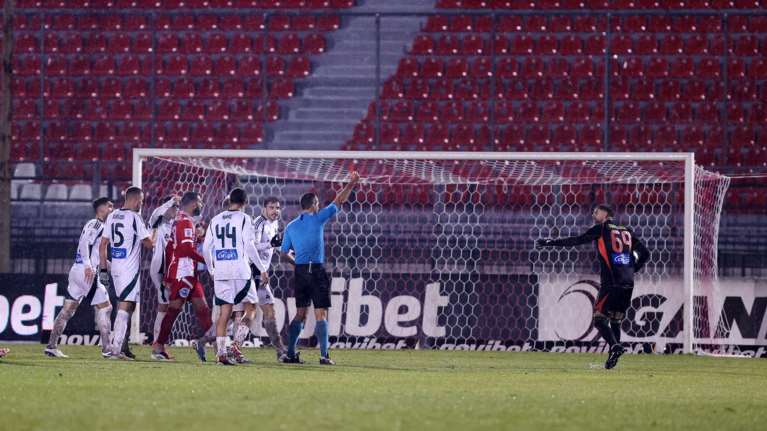 Παναθηναϊκός: &quot;Καίει&quot; το φύλλο αγώνος τον Ντραγκόφσκι - &quot;Βίαιη απώθηση&quot; και &quot;κουτουλιά&quot;, κινδυνεύει με ποινή 3 αγώνων