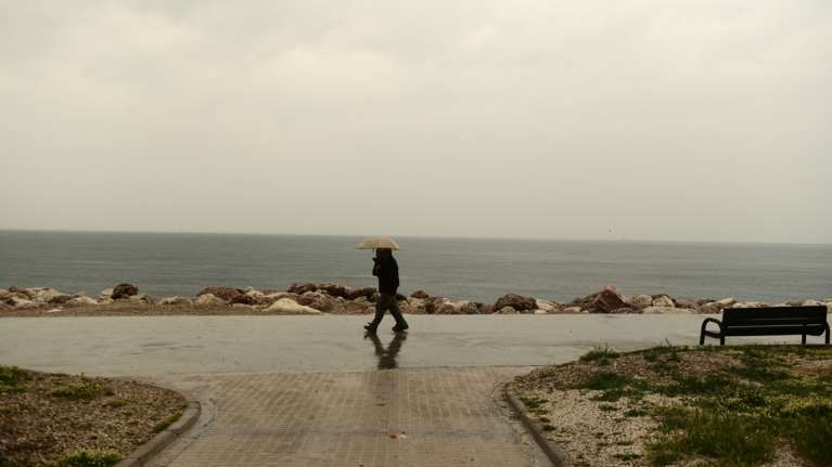 Πρόγνωση Τσατραφύλλια: Αλλάζει το σκηνικό του καιρού με σκόνη, υγρασία και λασποβροχές - Πότε έρχονται κρύα και χιόνια