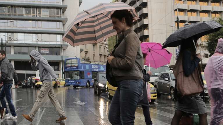 Καιρός: Νέο έκτακτο δελτίο με βροχές, καταιγίδες και χαλάζι σε όλη τη χώρα - Η εξέλιξη στην Αττική