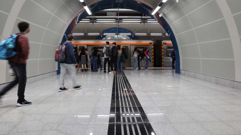 Πώς θα κινηθούν τα ΜΜΜ σήμερα και τα Θεοφάνεια - Οι αλλαγές στα δρομολόγια