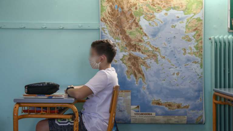 Κορονοϊός: Τι θα γίνεται σε περίπτωση κρούσματος στα σχολεία - Αναλυτικά η διαδικασία