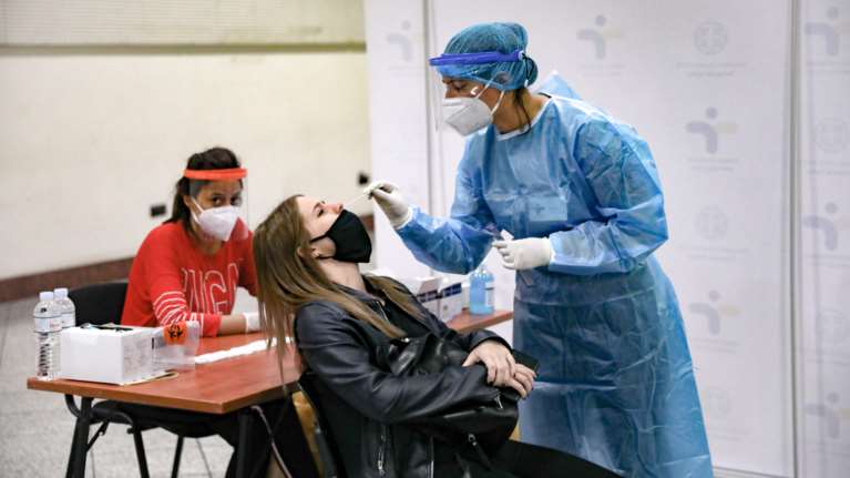 Κορονοϊός: Συναγερμός στη Χαλκίδα - Οκτώ κρούσματα σε εργοστάσιο