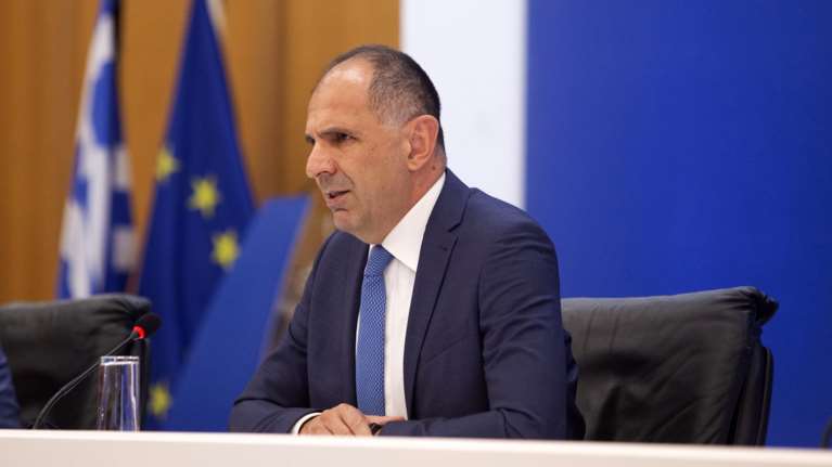 Γεραπετρίτης: Αδιανόητη μια σύμπραξη ΣΥΡΙΖΑ με Βενιζέλο - Τέσσερα ερωτήματα για τον Τσίπρα