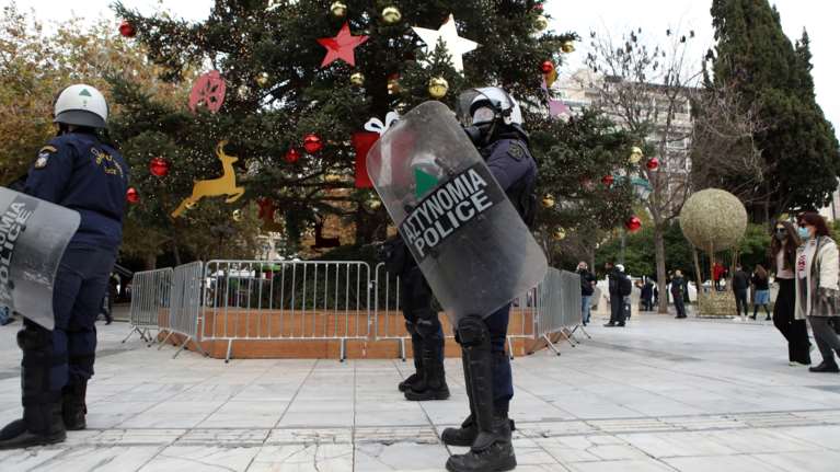 Χριστούγεννα με 9.000 αστυνομικούς στους δρόμους - Περιπολίες, έλεγχοι της Τροχαίας και αλκοτέστ