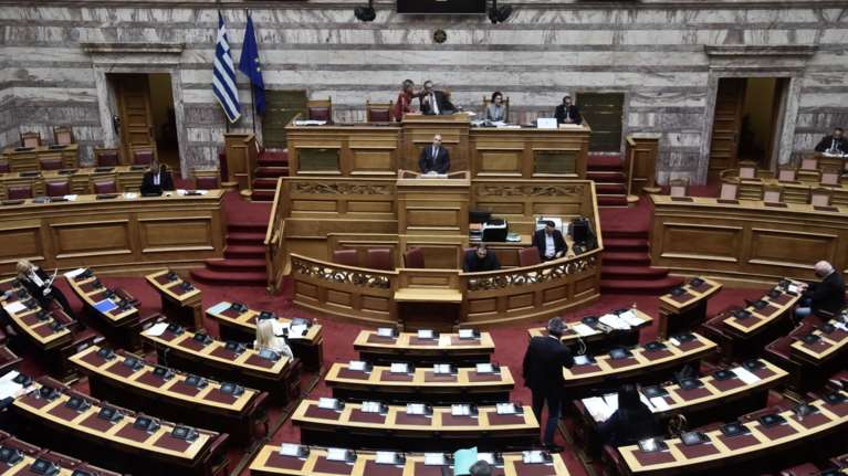 Επίθεση ΣΥΡΙΖΑ και ΠΑΣΟΚ στην κυβέρνηση για τις υποκλοπές - Η παρακολούθηση Ανδρουλάκη και οι θολοκουλτουριάρηδες