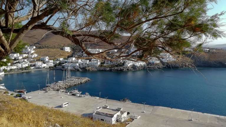 Το Der Spiegel αποθεώνει τα ελληνικά νησιά: "Ήλιος, θάλασσα και χωρίς Covid"