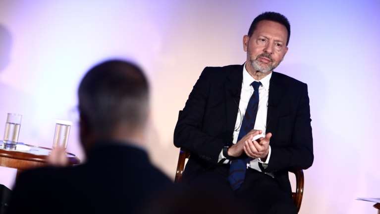 Στουρνάρας: Η ανάγκη για καινοτόμες και βιώσιμες δημοσιονομικές λύσεις θα είναι πιο επιτακτική από ποτέ