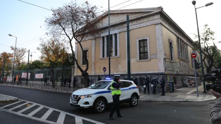 Επέτειος Πολυτεχνείου: &quot;Φρούριο&quot; τα ΑΕΙ με 5.000 αστυνομικούς επί ποδός - Drone, ελικόπτερα και &quot;Αίαντες&quot;