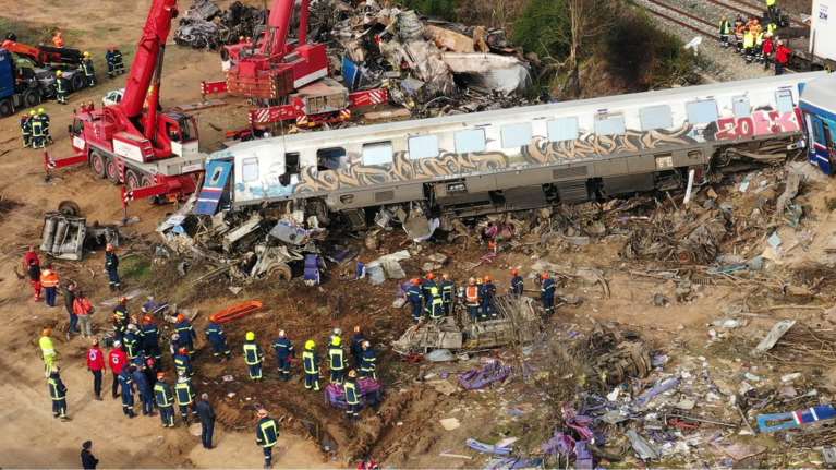 Τέμπη: Στις 23 Μαρτίου θα αρχίσει η δίκη για τη σιδηροδρομική τραγωδία