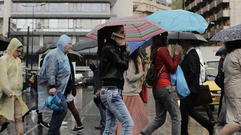 &quot;Ψυχρή λίμνη&quot; φέρνει βροχές και καταιγίδες σε όλη τη χώρα - Οι περιοχές όπου θα πέσει πολύ νερό