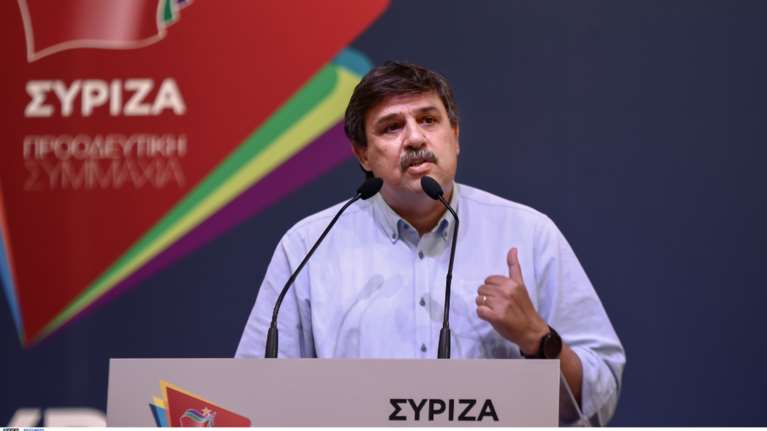 "Αδειάζει" τον Ηλιόπουλο ο Ξανθός για τις "VIP ΜΕΘ": Κατά τη γνώμη μου δεν συμβαίνει