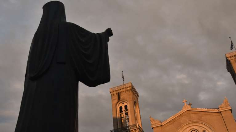 Παρατείνονται έως τις 11 Απριλίου τα περιοριστικά μέτρα για εκκλησίες