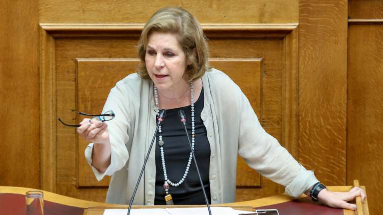 Χολή στα social media: Όταν η Εύη Χριστοφιλοπούλου έλεγε ότι &quot;ο Μητσοτάκης το παίζει κεντρώος, αλλά όλοι ξέρουμε τι σημαίνει Δεξιά&quot;