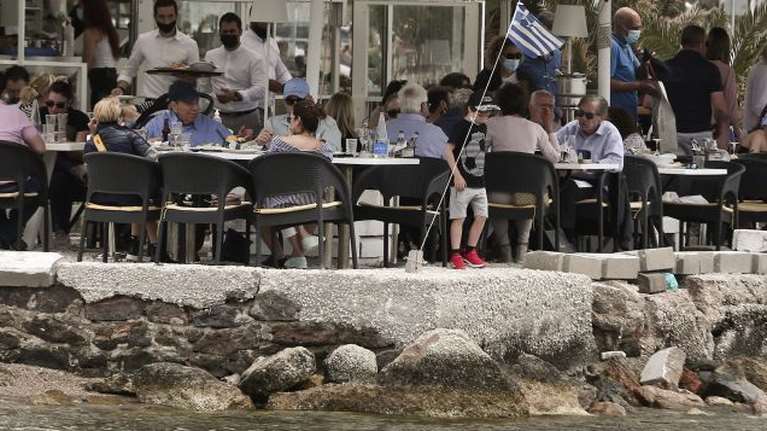 Κορονοϊός: 2.146 νέα κρούσματα, 797 διασωληνωμένοι και 134 θάνατοι τις τελευταίες 48 ώρες