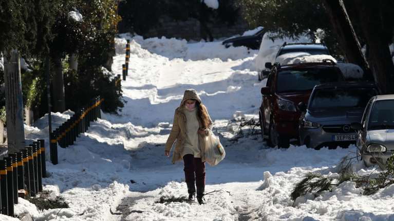 Καταφθάνει η κακοκαιρία &quot;Μπάρμπαρα&quot;: Στην &quot;κατάψυξη&quot; με χιόνια και το κέντρο της Αθήνας - Νέα πρόγνωση Μαρουσάκη
