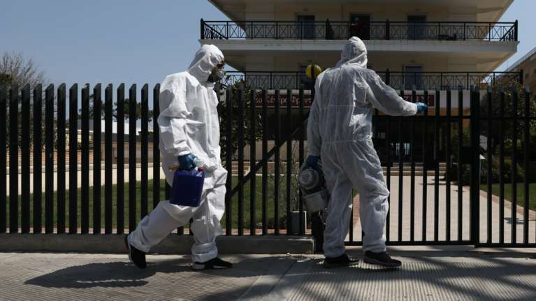 Συναγερμός στη Λάρισα: 11ο νέο κρούσμα στον οικισμό της Ν.Σμύρνης - Τα 7 από την ίδια οικογένεια