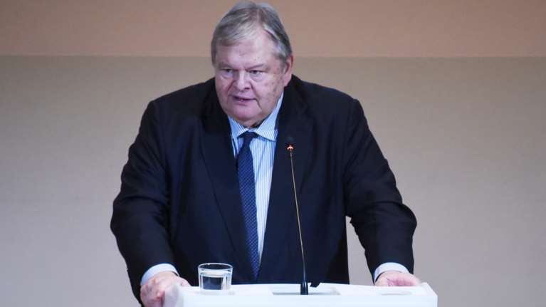 Βενιζέλος για Novartis: Οι ενορχηστρωτές και τα πρώτα βιολιά της σκευωρίας έχουν διαφύγει του δικαστικού ελέγχου