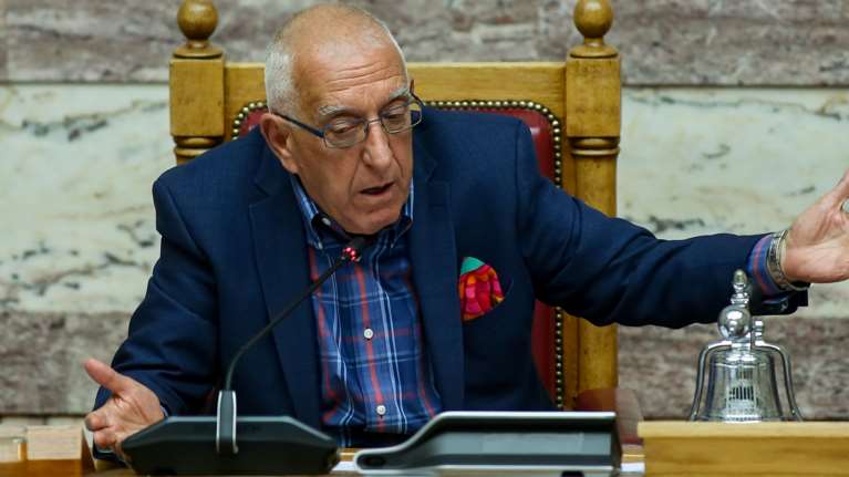 Ο Νικήτας Κακλαμάνης είχε υποσχεθεί να τερματίσει την πολιτική του καριέρα στον Δήμο Αθηναίων- Ποιος του το θυμίζει