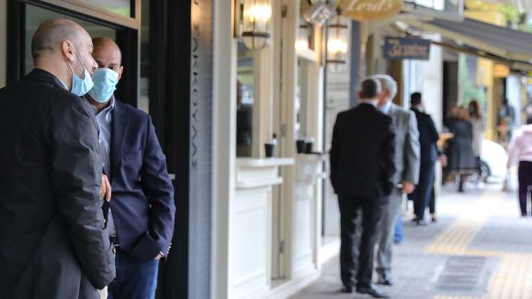 Lockdown: Τα 21 μέτρα στήριξης εργαζομένων και ανέργων- Αναλυτικά παραδείγματα για το επίδομα των 800 ευρώ