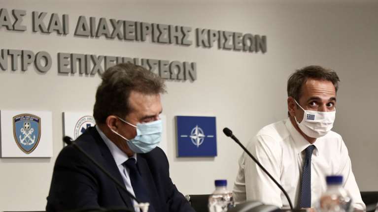 Γιώργος Καραϊβάζ: Εκτακτη συνάντηση Μητσοτάκη με Χρυσοχοΐδη στο Μαξίμου για τη γρήγορη εξιχνίαση της στυγερής δολοφονίας