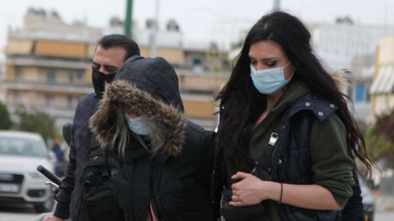 Ξέσπασε η Πισπιρίγκου: "Δεν ξέρω πόσο θα αντέξω στη φυλακή - Ημουν βέβαιη ότι θα πήγαινα σπίτι" - Κλάματα και... βρισιές