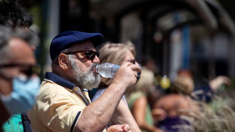 Εφιαλτική πρόγνωση Καλλιάνου: Τουλάχιστον 6ήμερος καύσωνας στην Αττική - Ποια μέρα θα &quot;ψηθούμε&quot; με 43 βαθμούς