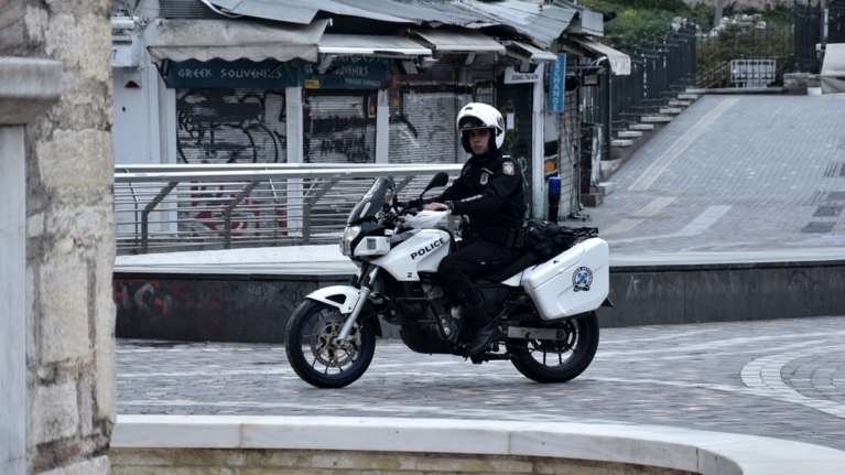 Απαγόρευση κυκλοφορίας: 741 παραβάσεις σε όλη τη χώρα την Πέμπτη