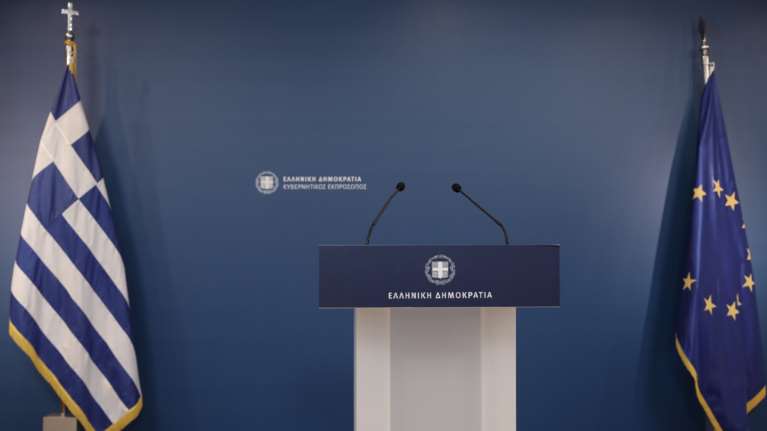 Κυβερνητικός εκπρόσωπος για ομιλία Τσίπρα: Παραληρεί συνεχώς με απίστευτα ψέματα και τερατώδεις ανακρίβειες