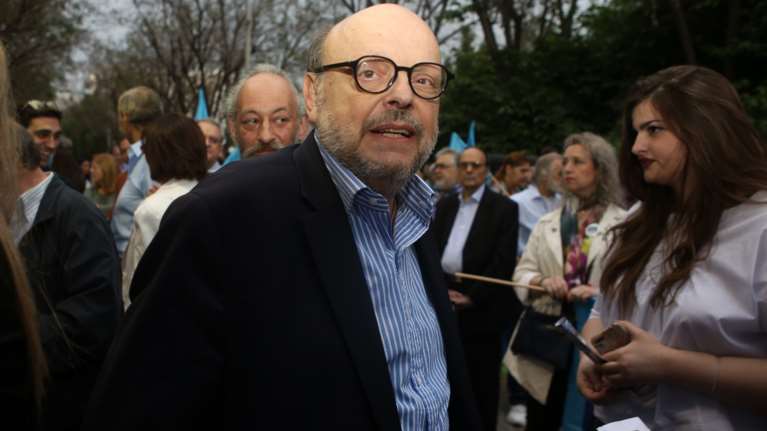 Ο Αντώναρος ξαναχτυπά: Προτείνει στον Τσίπρα να ιδρύσει νέο κόμμα όπως ο Παπαδρέου και ο Καραμανλής