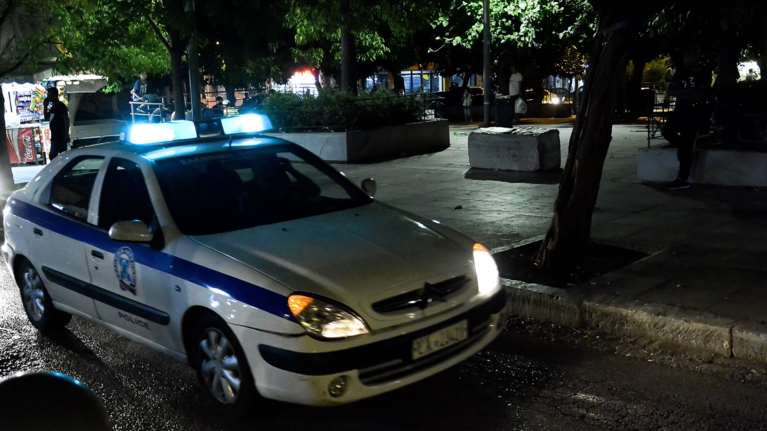 Νέα Σμύρνη: Στα χέρια της Αστυνομίας συμμορία ανηλίκων - Είχαν μαχαιρώσει και κλέψει 15χρονο "φίλο" τους